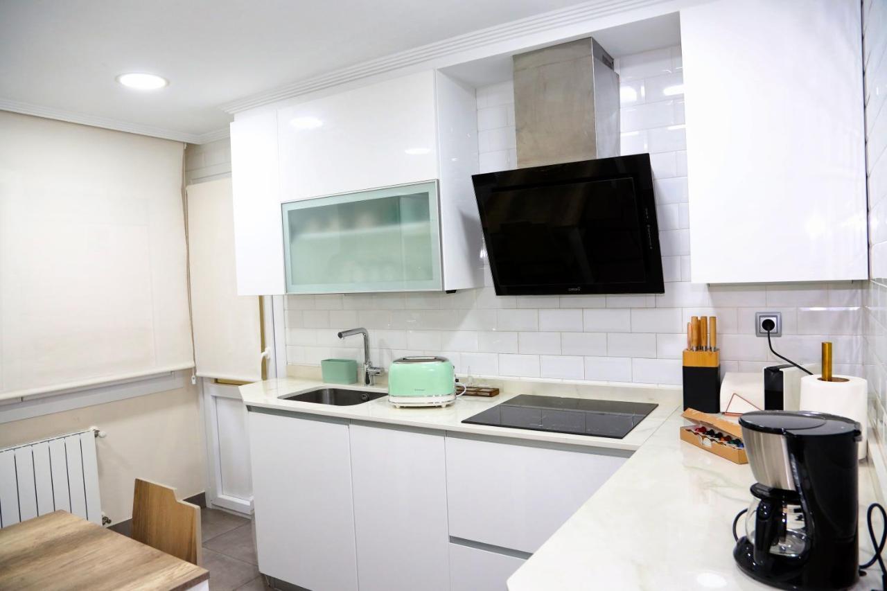 River Deluxe Con Garaje Gratis บิลเบา ภายนอก รูปภาพ