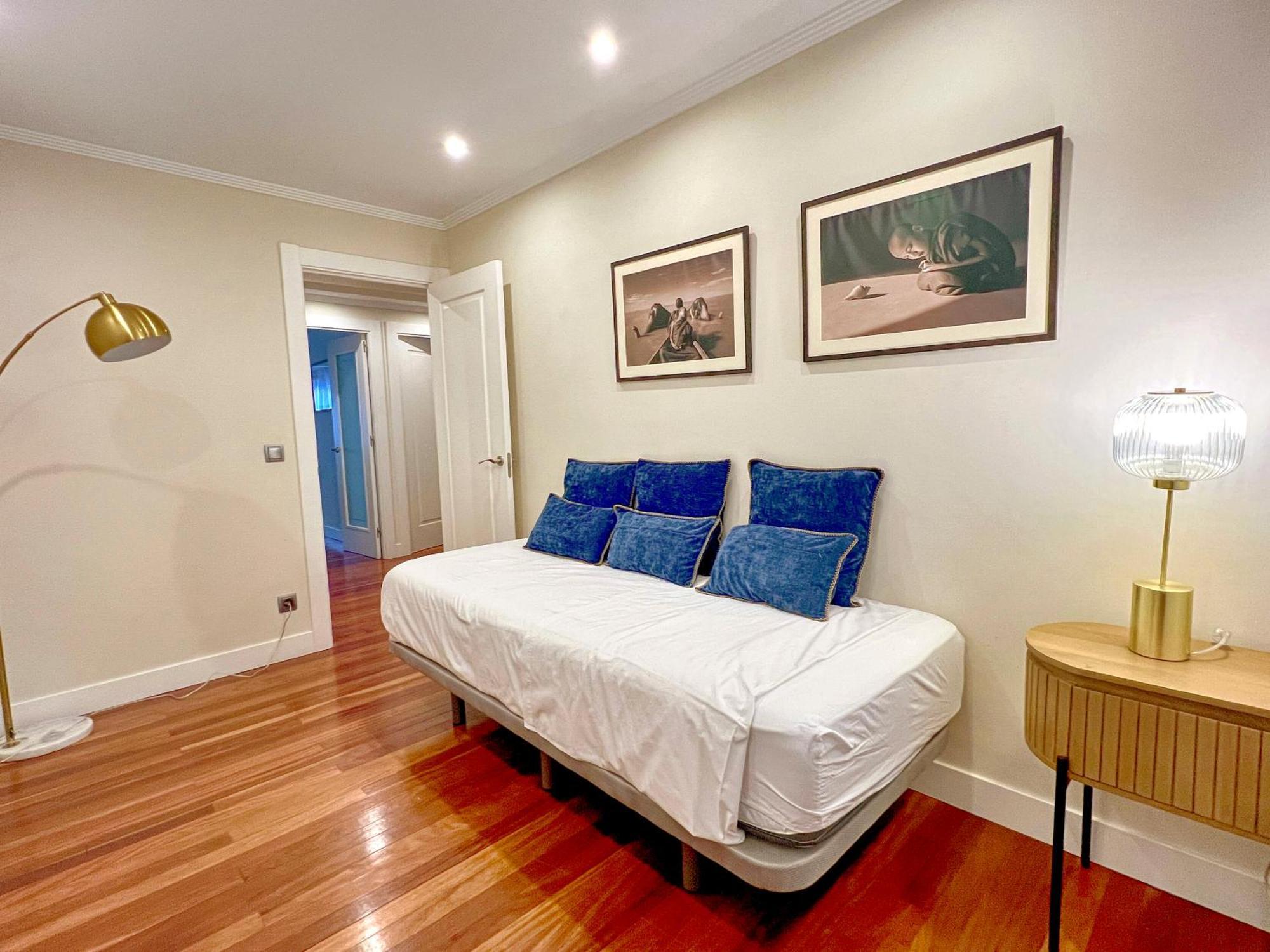 River Deluxe Con Garaje Gratis บิลเบา ภายนอก รูปภาพ